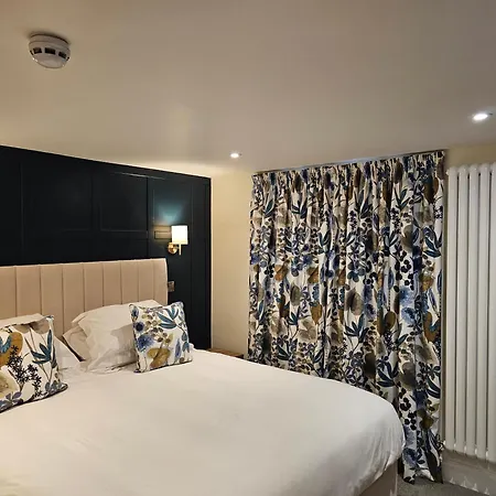 Georges Place 3*