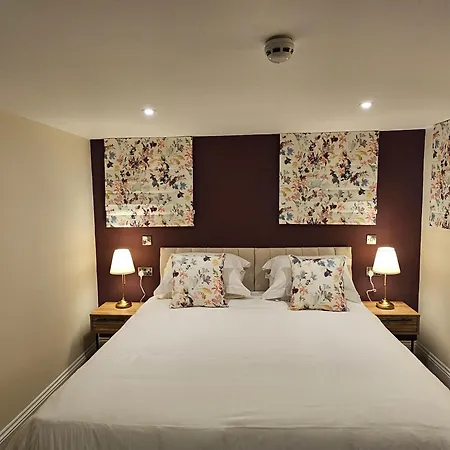 Georges Place 3*