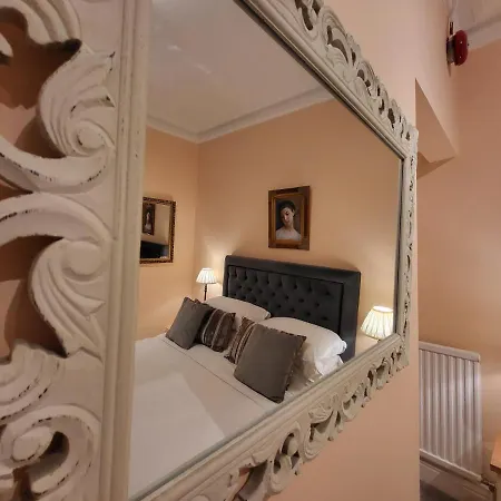 Georges Place 3* York