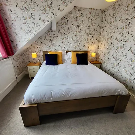 Georges Place 3* York